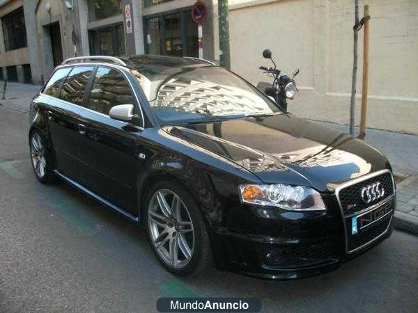 Audi RS 4 4.2 V8 FSI Quattro