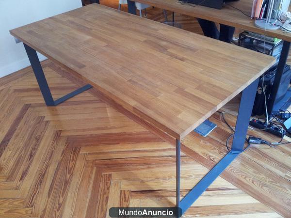 Mesa Roble alistonado y acero