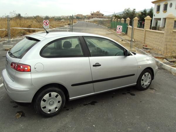 seat ibiza diesel,año 2005,modelo 2006,--60000km--.