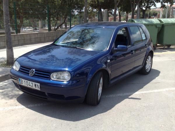 Vendo Volkswagen Golf 1.9 TDI