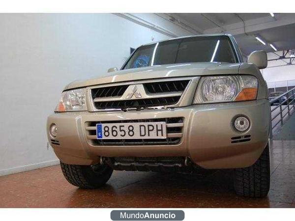 Mitsubishi Montero Largo 3.2 DI-D 160cv 7  PLAZA