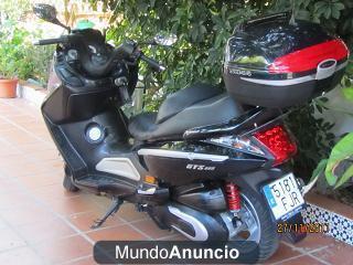 VENDO MAXISCOOTER SYM GTS250