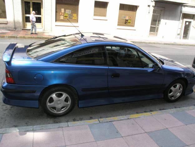 VENDO OPEL CALIBRA 2.0 16 V