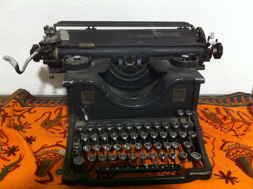 Máquina de escribir hispano-olivetti ho m-40 en perfecto estado