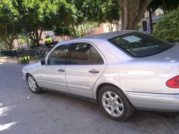 Mercedes E 300 D Elegance