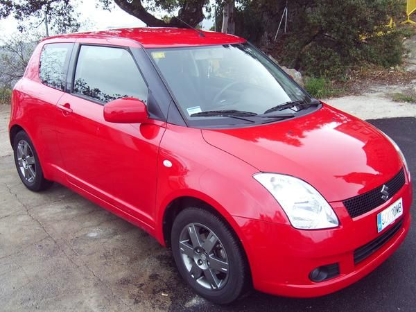 SE VENDE SUZUKI SWIFT AÑO 2005 BUEN TRATO