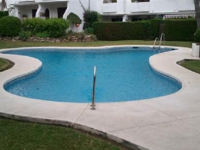 Apartamento con 3 dormitorios se vende en Estepona, Costa del Sol