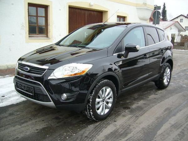 Ford Kuga 2.0 TDCI DPF 4WD Titanium Navi, 136cv, 08/2009, manual, diesel, negro, 9000km, 12000euros