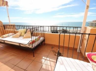 Apartamento con 2 dormitorios se vende en Fuengirola, Costa del Sol