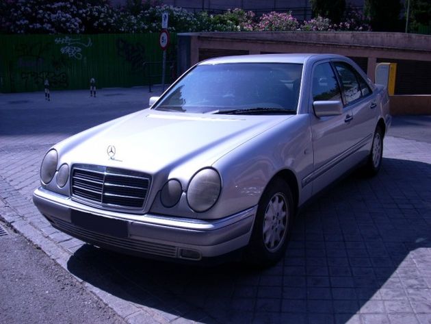 Mercedes Clase C -BENZ  320 ELEGANCE AUTO