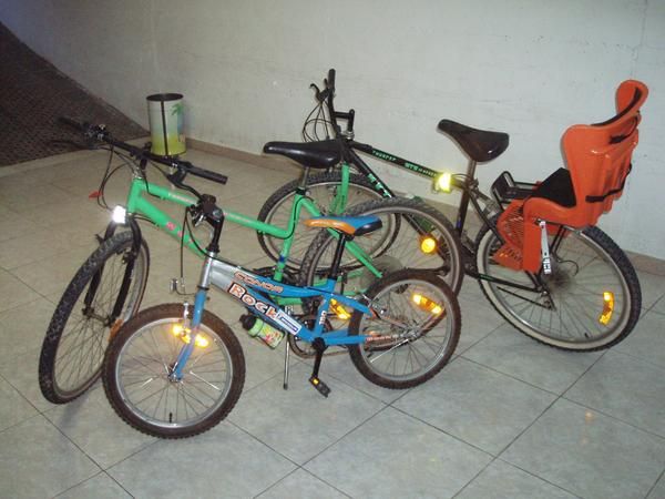 CAMBIO TRES  BICICLETAS POR TELEVISION