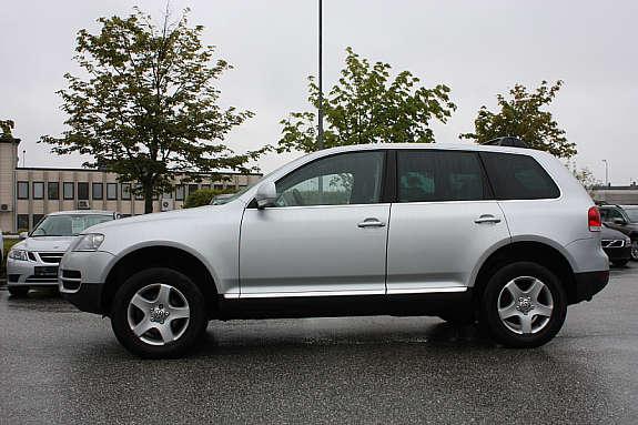 Volkswagen Touareg 2.5 R5 TDI 2006, 97000 km 4500€