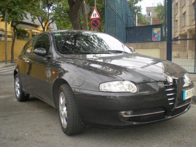 ALFA ROMEO 147 1.6 - BARCELONA