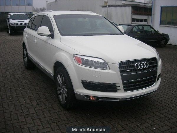 Audi Q7 4.2 FSI quattro.  12.800,