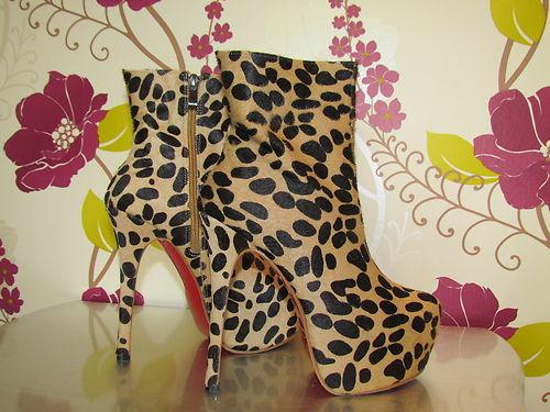 Christian Louboutin Leopard (Talla 37 14 cms tacón)