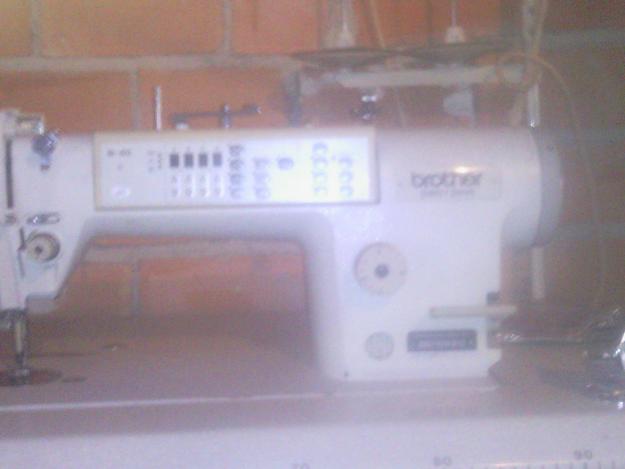 se vende maquina de coser industrial