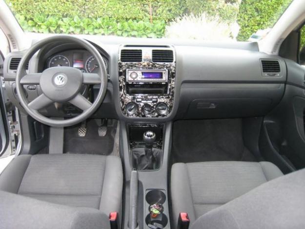 VOLKSWAGEN Golf 5