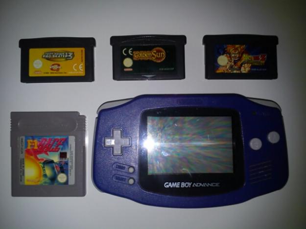 game boy advance y cuatro juegos