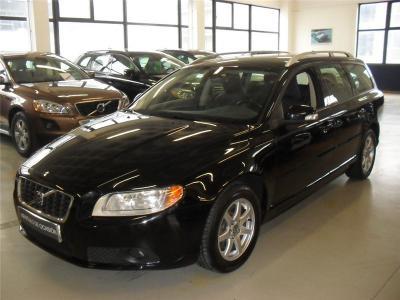 Volvo v70 d5 momentum