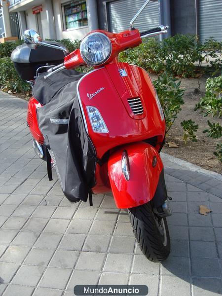 VESPA 300 GTS