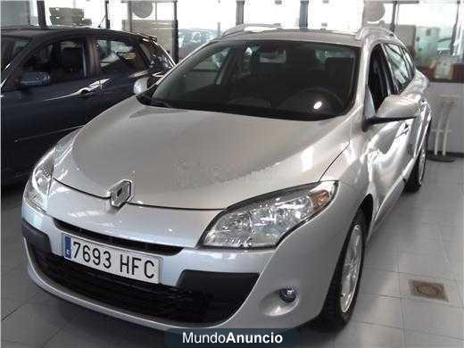 Renault Megane Sport Tourer Dynamique dCi 11