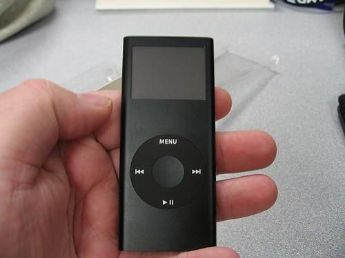 se vende iPod nano 8gb N U E V O 4generacion!!