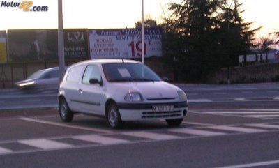 RENAULT CLIO 1.9 - SEGOVIA