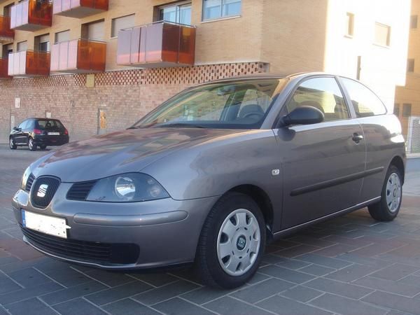 VENDO IBIZA 1.9 SDI AÑO 2002 