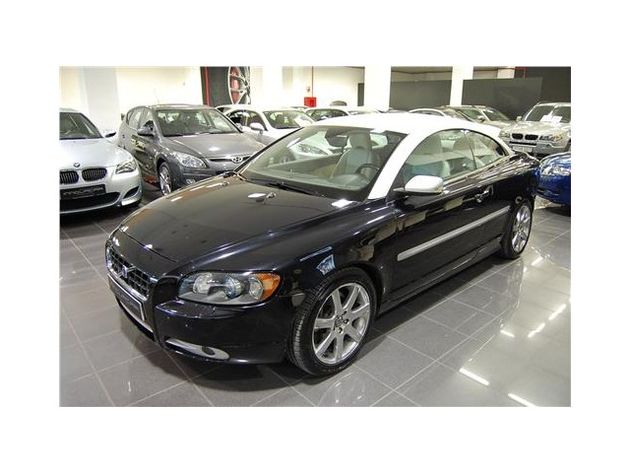 VOLVO C70 2.4I 170CV SUMMUM