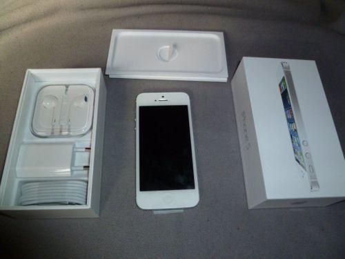 Apple Apple iphone 5 64GB.330 euro.