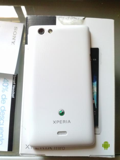 Sony xperia miro (como nuevo)