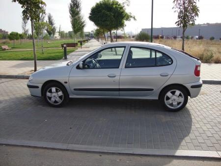 Renault Megane Fairway 19 dci en VALLADOLID