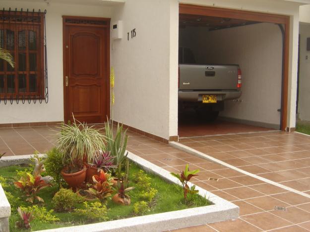 VENDO EN COLOMBIA  CASA EN BUGA VALLE BARRIO EL ALBERGHE