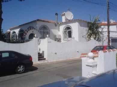 Chalet con 3 dormitorios se vende en Mijas Costa, Costa del Sol