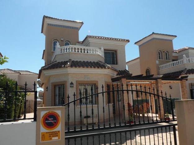 Chalet en venta en Guardamar del Segura, Alicante (Costa Blanca)