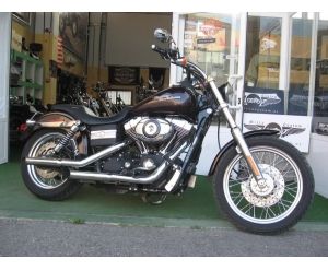 HARLEY DAVIDSON STREET BOB