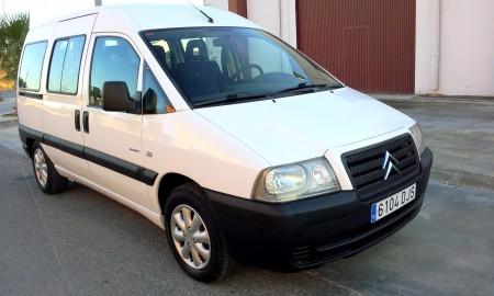 Citroen Jumpy 20 HDI 6 plazascargaaire acondicionado en Valencia