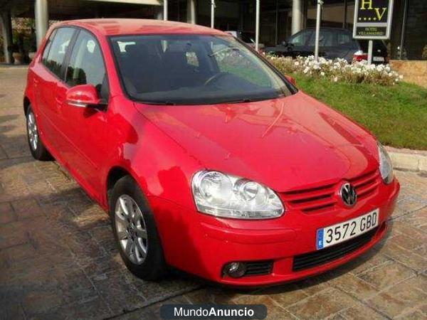 Volkswagen Golf 1.9TDI i Bluem. 105