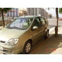 Aleta delantera Izquierda.Renault Scenic.1 serie.RF 070