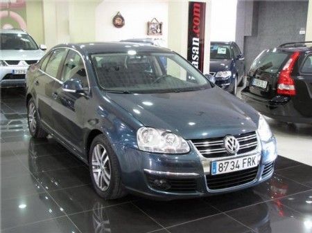 VOLKSWAGEN JETTA  1.9TDI ADVANCE - Valencia