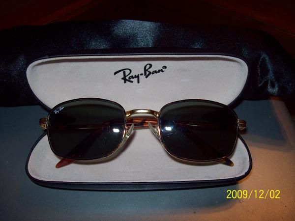 VENDO DOS GAFAS DE SOL DE LA MARCA RAY BAN