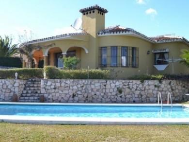 Chalet con 3 dormitorios se vende en Mijas Costa, Costa del Sol