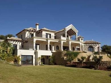 Chalet con 7 dormitorios se vende en Marbella, Costa del Sol