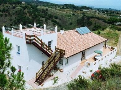 Chalet con 3 dormitorios se vende en Estepona, Costa del Sol