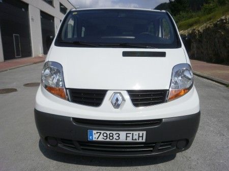 RENAULT TRAFFIC 2.0 DCI COMBI 6 LARGA - Vizcaya