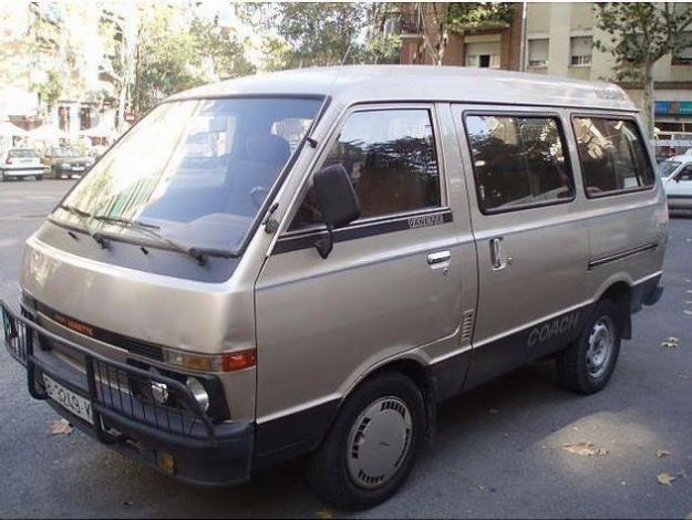 Venta de Nissan Vanette Coach 8 Plazas '91 en Barcelona