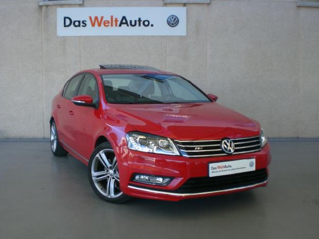 Volkswagen Passat 2.0 TDI 177 DSG R-Line BlueMotion Tech, 32.900€