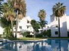 Apartamento con 2 dormitorios se vende en Estepona, Costa del Sol - mejor precio | unprecio.es