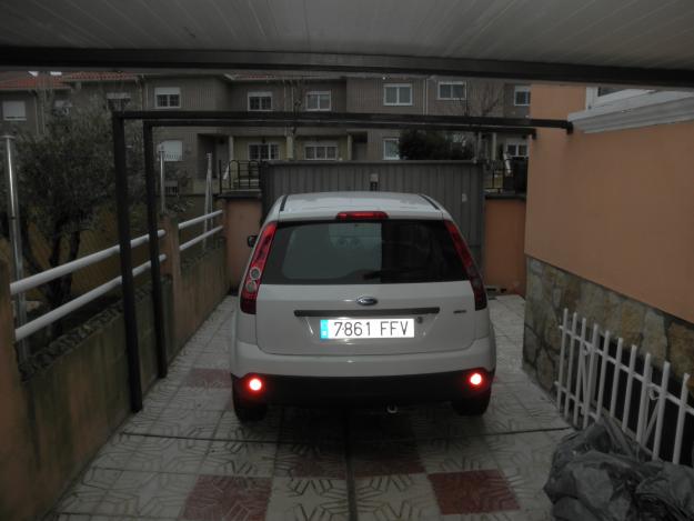 Vendo ford fiesta diesel año 2006 3900 euros