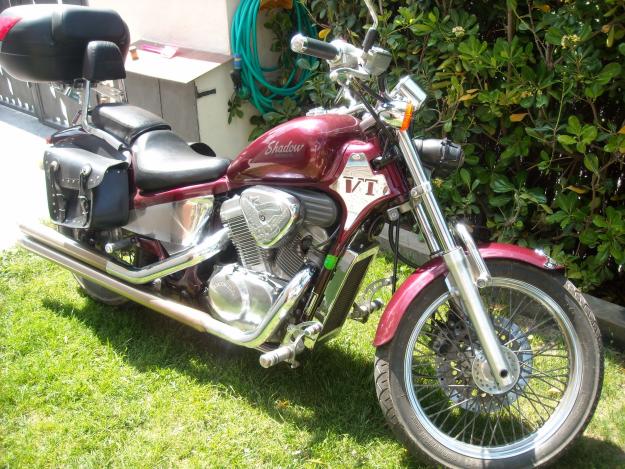 vendo honda shadow vt 600